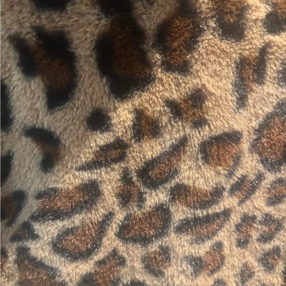 Love Tree Brown Leopard‎ Faux Fur Jacket